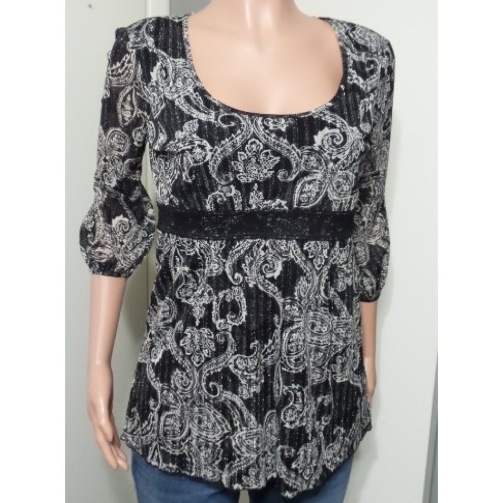 New Style & Co Black Gray & Silver Metallic Top Sm